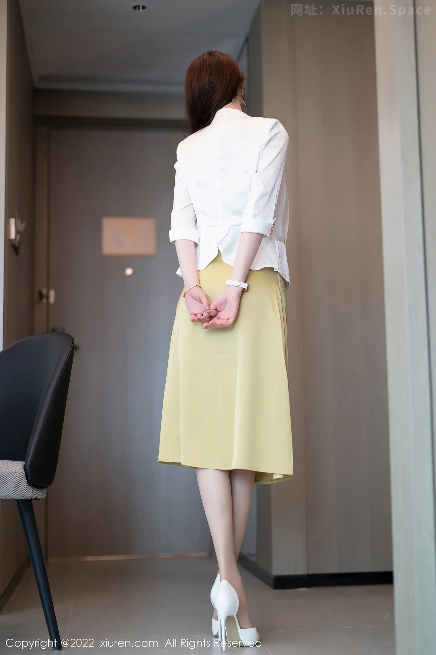 图片[6]-[XiuRen秀人网] VOL.5147 模特梦心玥佛山心愿旅拍脱吊带裙露黄色内衣超薄肉丝诱惑写真82P-秀人网官方网站